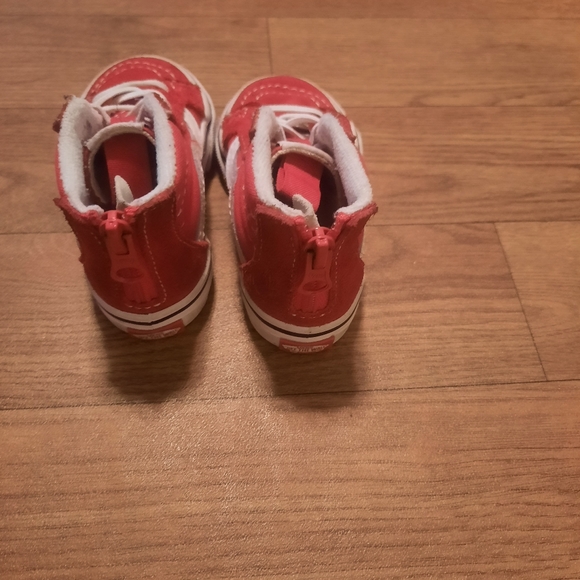 SOLD Vans, Toddler Size 5, Red and White - Picture 5 of 10